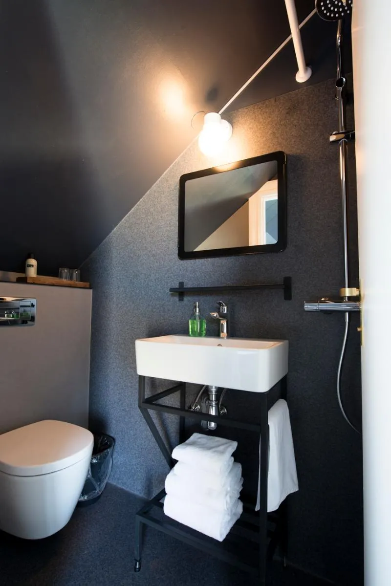 Double or Twin STANDARD Room, Hotel Leifur Eiriksson, Reykjavik