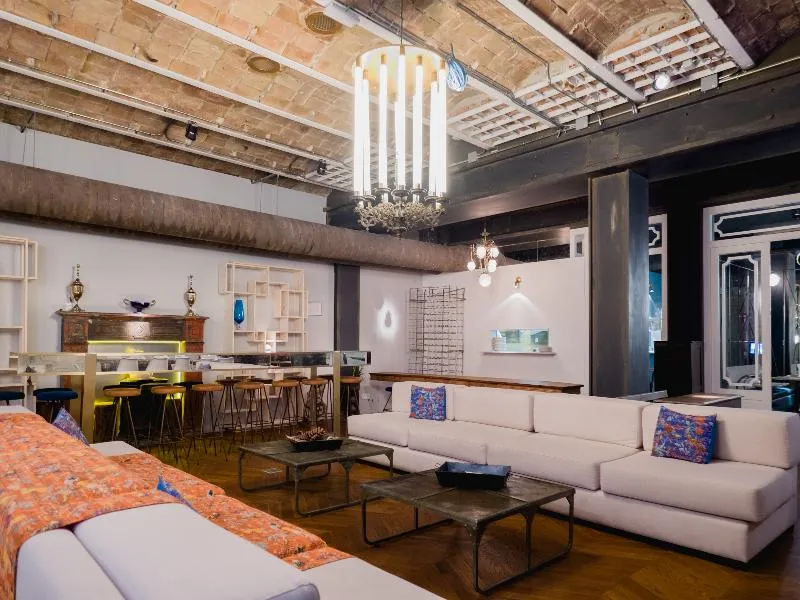 Sports and Entertainment, room00 Casa Gracia, Barcelona
