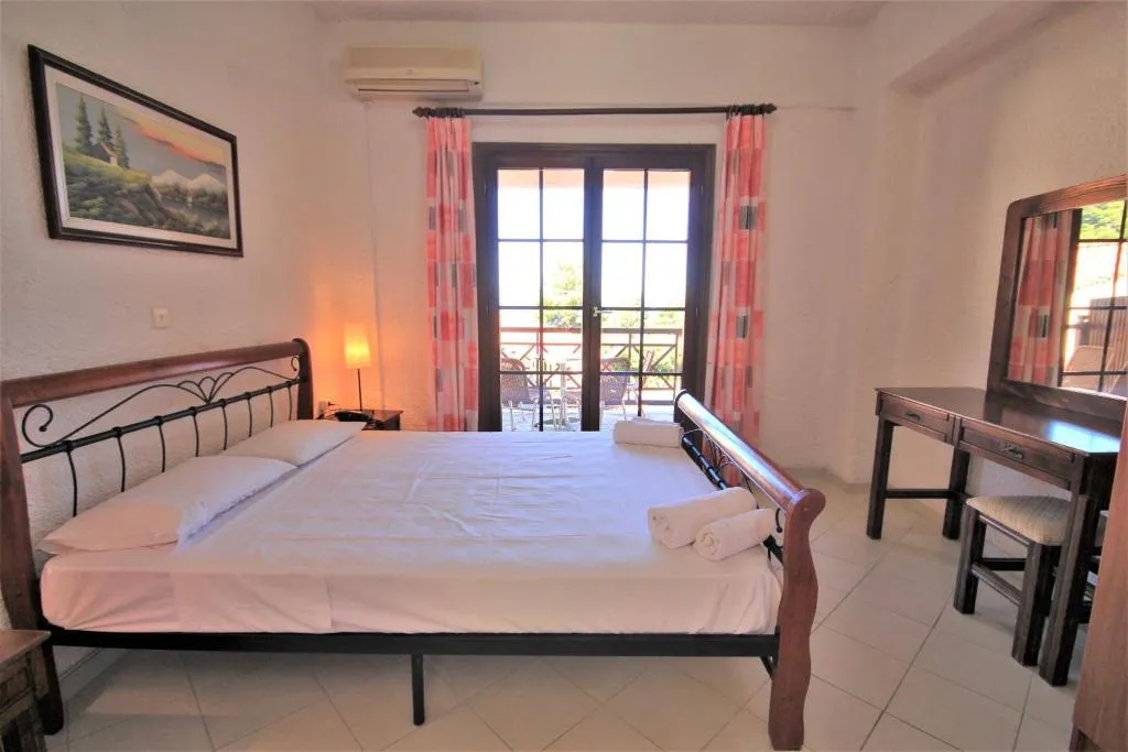 APARTMENT GARDEN VIEW TWO BEDROOMS Room, Delphi Resort, Skiathos
