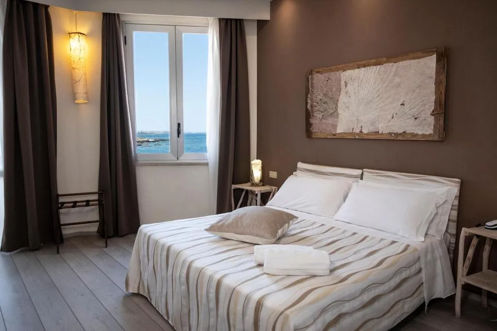 Double or Twin DELUXE SEA VIEW Room, Tirreno Hotel, Palermo