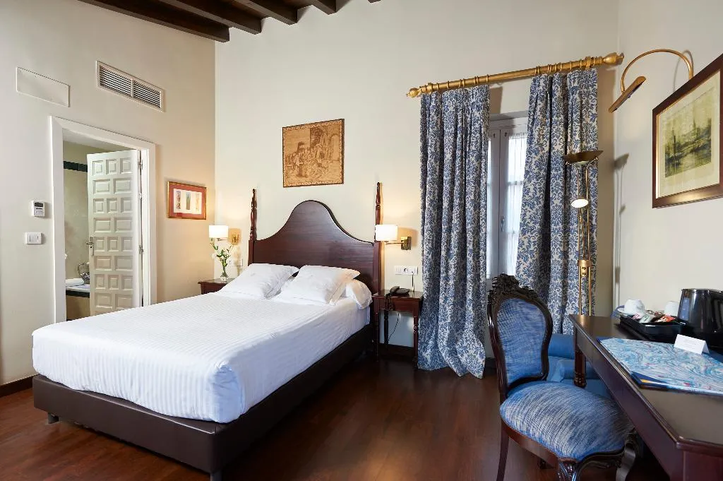 DOUBLE SINGLE USE STANDARD Room, Las Casas de El Arenal, Seville
