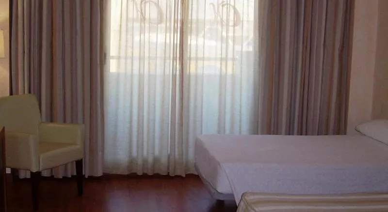 TRIPLE STANDARD Room, Montera Plaza, Costa Del Sol