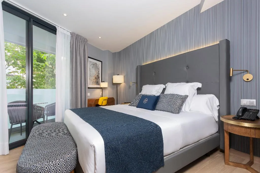 DOUBLE WITH TERRACE Room, Lima, Costa Del Sol
