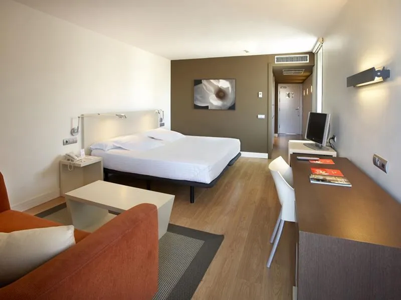 Room, Magnolia Hotel, Costa Dorada
