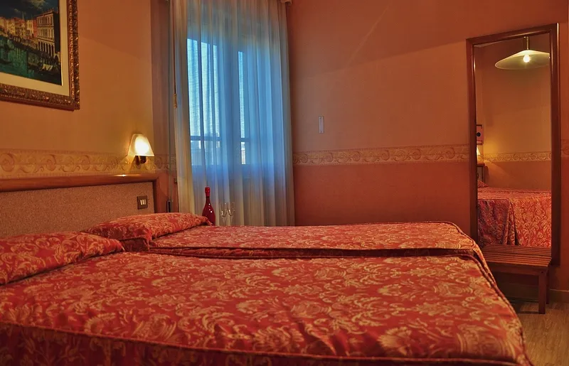 Double or Twin STANDARD Room, Venezia Hotel, Venice