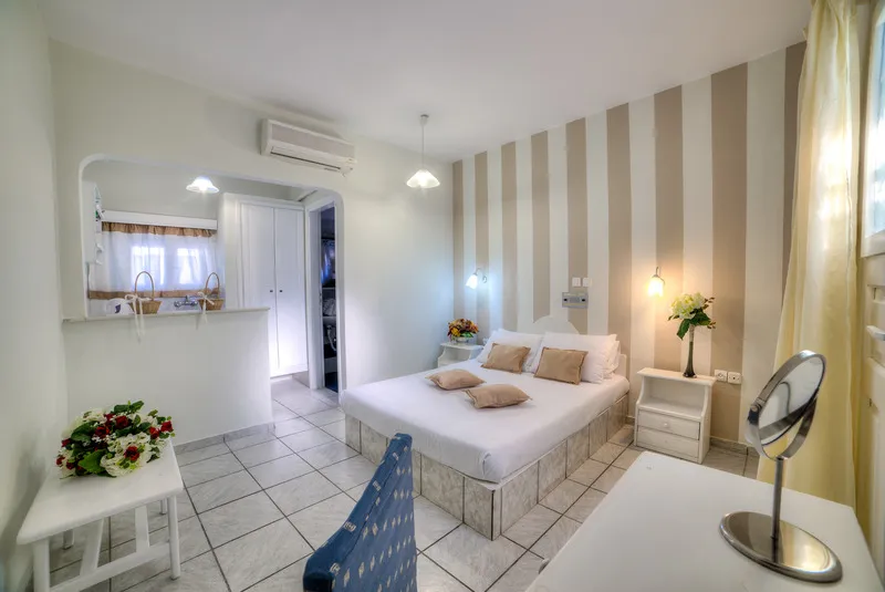 Room, Pantheon Hotel, Santorini
