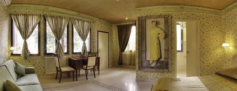 Room, Contessa Arrivabene Antica Dimora, Rome
