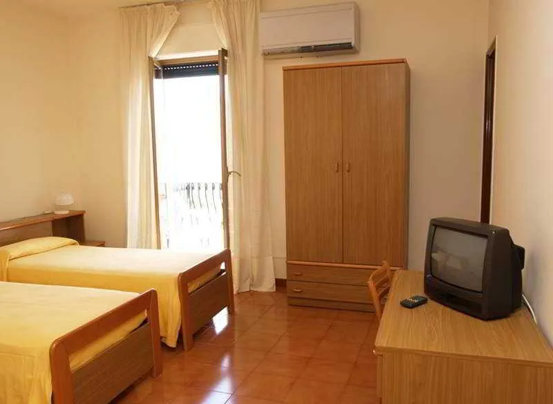 Room, Natalina, Taormina
