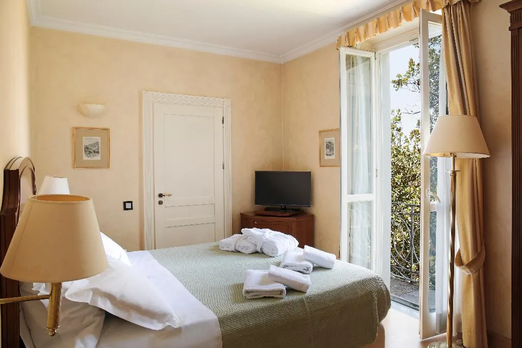 Double or Twin CLASSIC Room, Siora Vittoria Boutique, Corfu