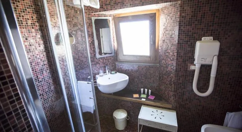 Double or Twin DELUXE Room, Lubra Casa Relax, Naples