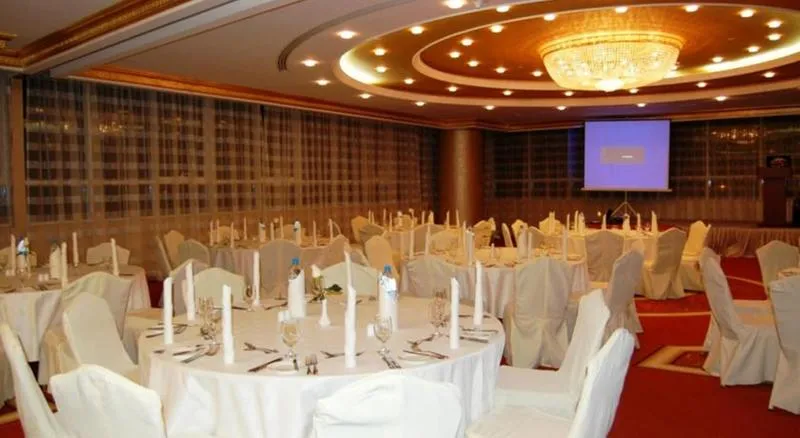 Conferences, Grand Excelsior Al Barsha, Dubai