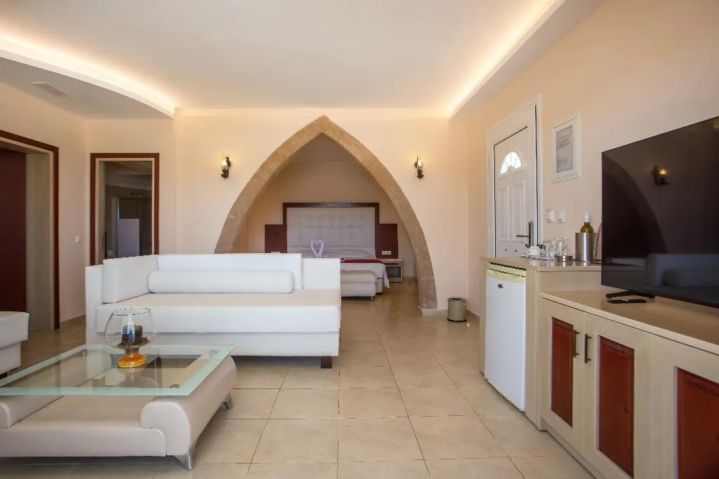 Room, Castello di Cavaliere Suites, Rhodes