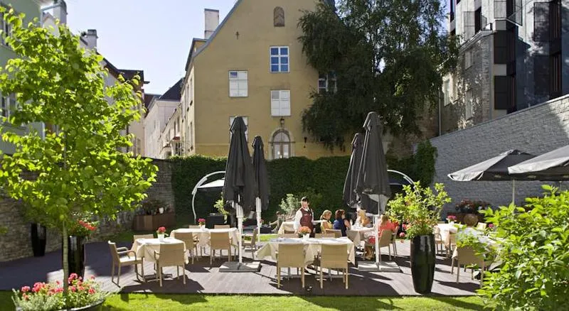 Terrace, Hotel Telegraaf, Autograph Collection, Tallinn