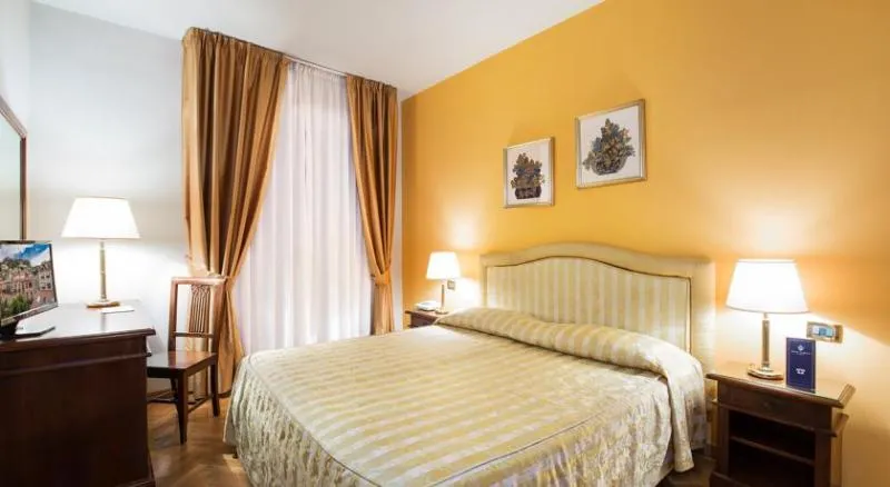 DOUBLE CLASSIC WITH BALCONY Room, Isabella, Taormina