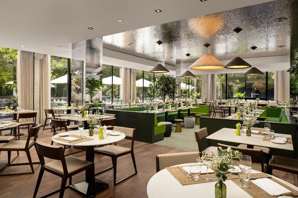 Restaurant, Hilton Barcelona, Barcelona