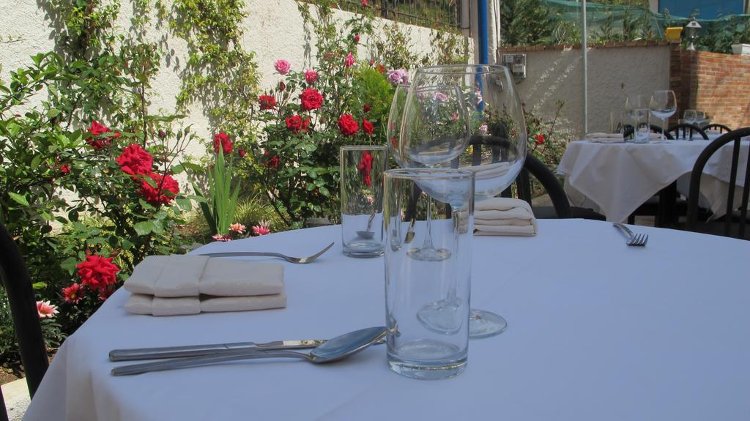 Image, Hotel Nika, Kavaje