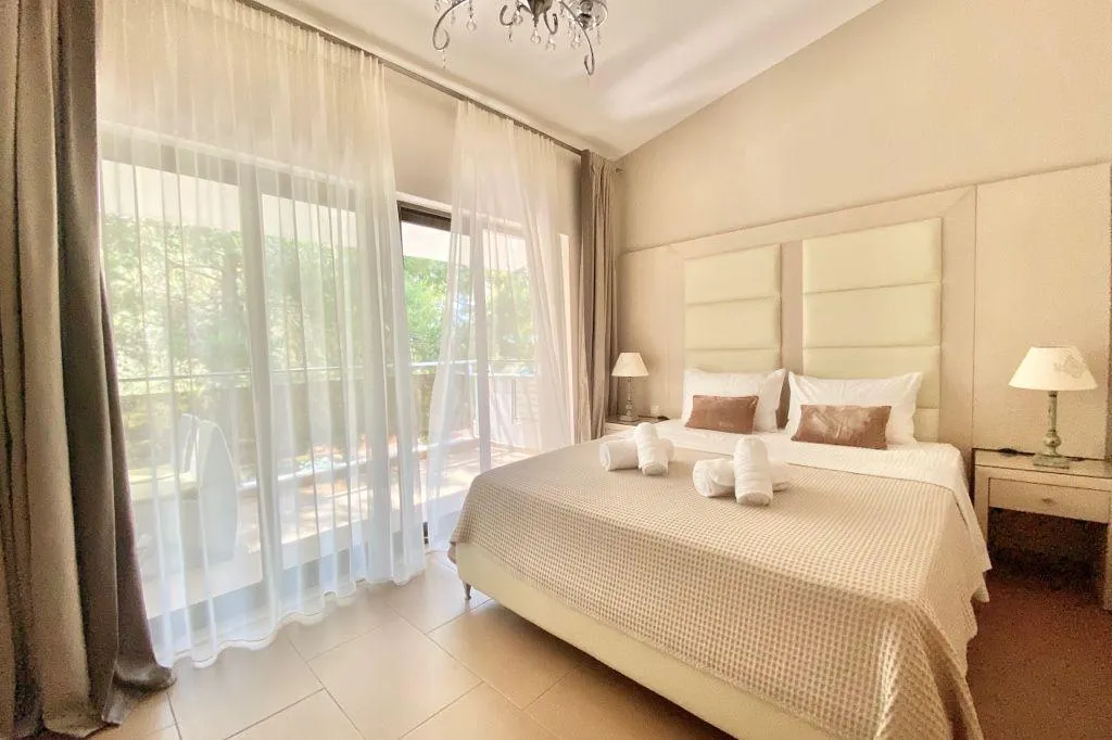 Double or Twin SUPERIOR Room, Greek Pride Cronwell Rahoni, Thessaloniki