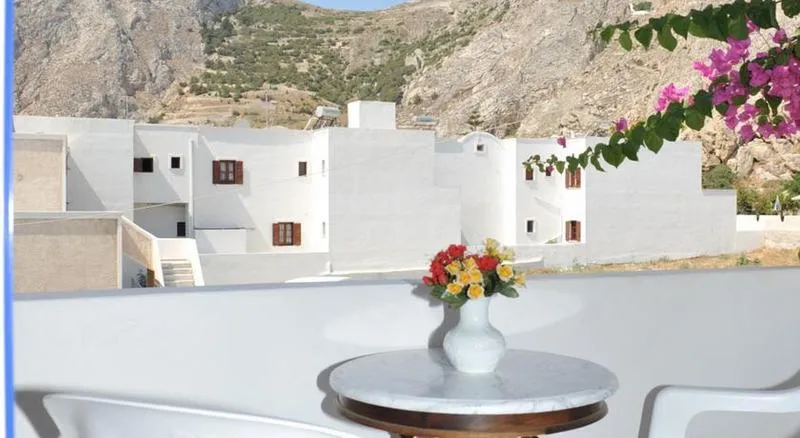 Room, Proteas Hotel, Santorini