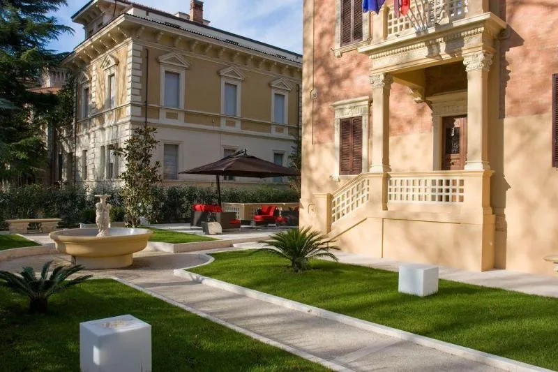 General view, UNA HOTELS Villa dei Platani Foligno, Perugia