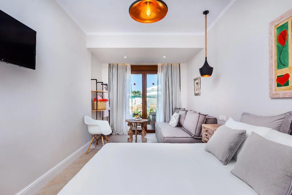 DOUBLE SUPERIOR Room, Hesperides Hotel, Halkidiki