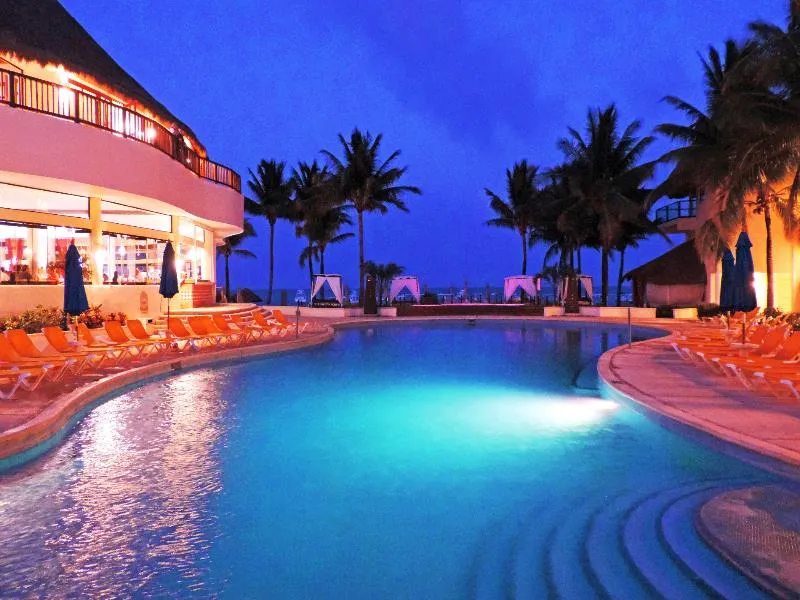 Pool, The Reef CocoBeach, Playa Del Carmen