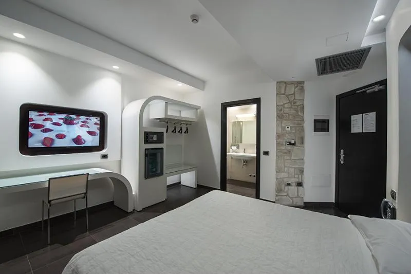 Room, Hotel Testani, Rome