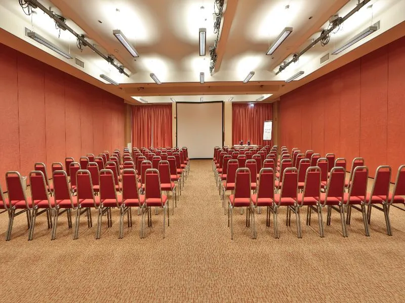 Conferences, UNA HOTELS Expo Fiera Milano, Milan