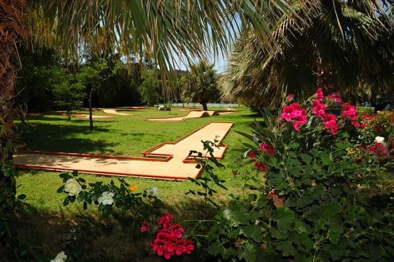 Sports and Entertainment, Mclub Acacia Resort, Palermo