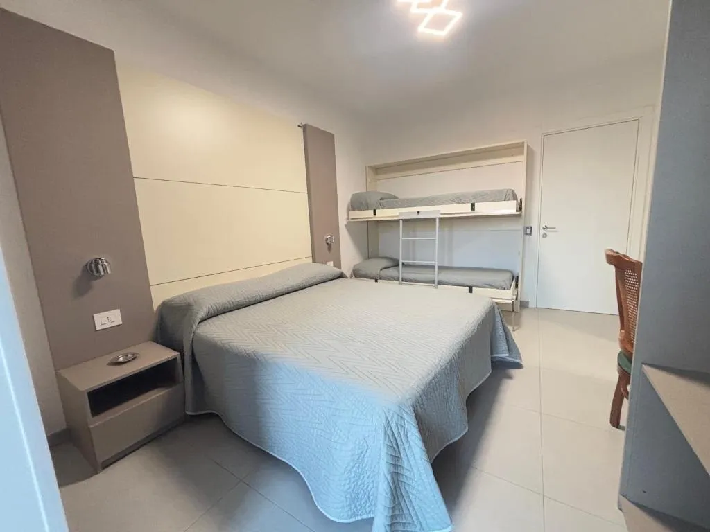 QUADRUPLE DELUXE Room, Hotel La Mela, Naples
