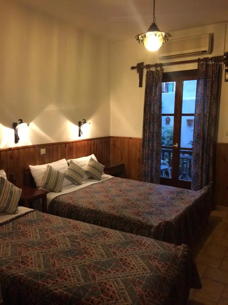 TRIPLE STANDARD Room, Pettite Morfo, Skiathos