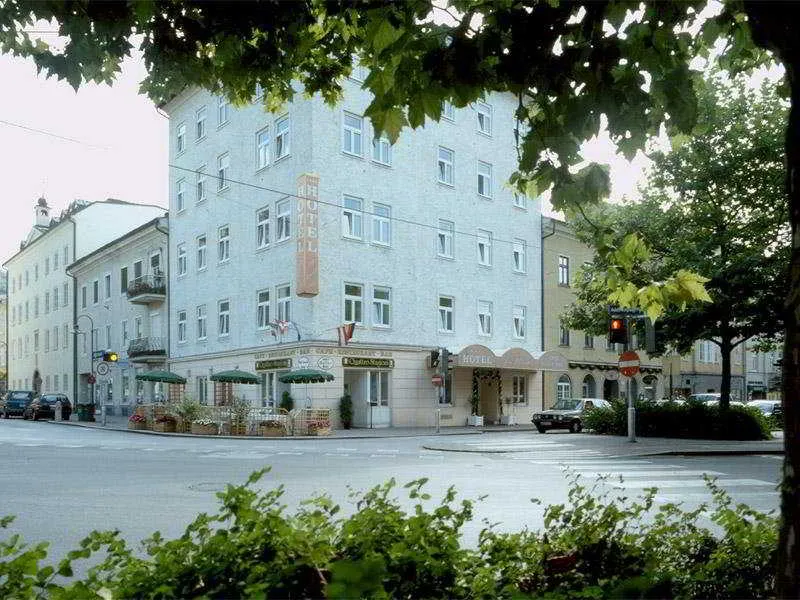 General view, Hotel Vier Jahreszeiten, Salzburg