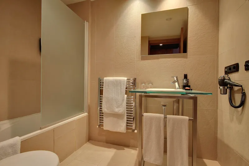 DOUBLE STANDARD Room, Badalona Tower, Barcelona