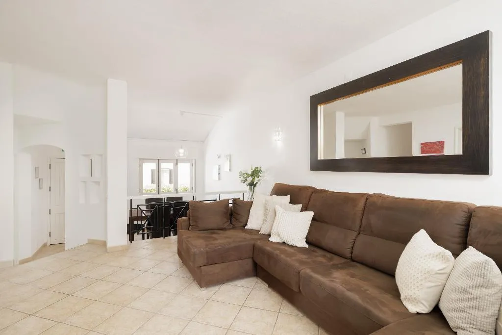 TOWNHOME THREE BEDROOMS TWO BATHROOMS Room, Vale Do Lobo Resort, Algarve
