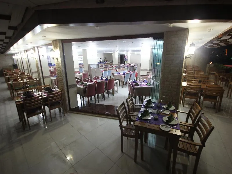Restaurant, Grand Corner Boutique Hotel, Izmir