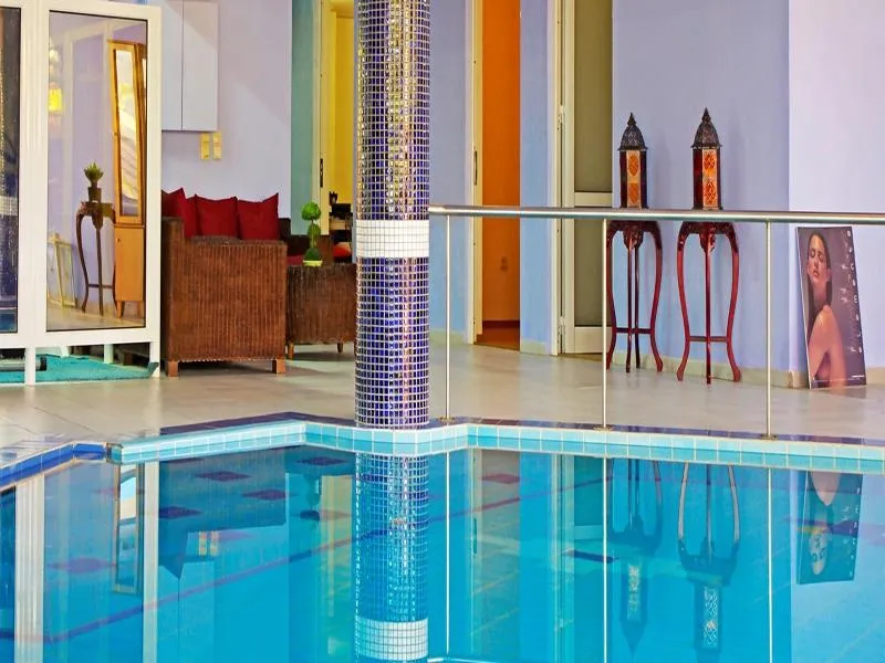 Pool, Mythos Palace, Crete