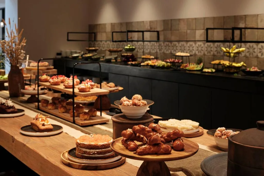 Restaurant, Minos Beach Art Hotel, a Member of Design Hotels, Crete
