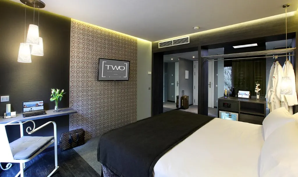 DOUBLE DELUXE PREMIUM Room, TWO Hotel Barcelona by Axel Adults Only, Barcelona
