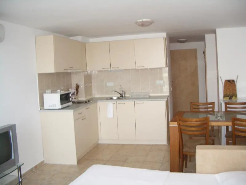 STUDIO STANDARD Room, Sunny Holiday Aparthotel, Bourgas