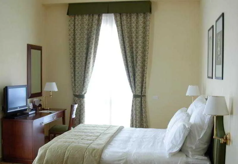 Room, Picciolo Etna Golf Resort & Spa, Curio Collection, Catania