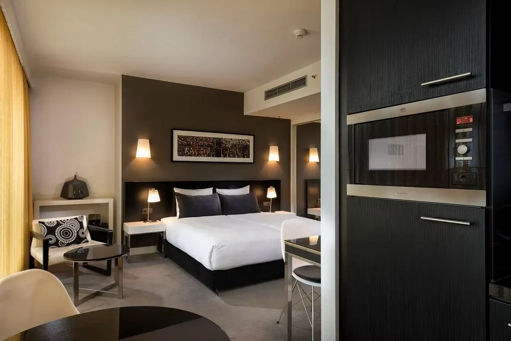 STUDIO PREMIER Room, Adina Apartment Hotel Berlin Hackescher Markt, Berlin