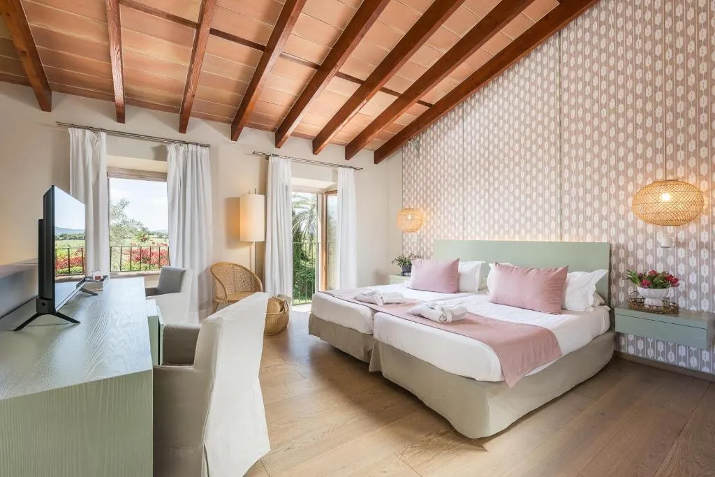 TWIN DELUXE WITH TERRACE Room, Sa Franquesa Nova, Majorca