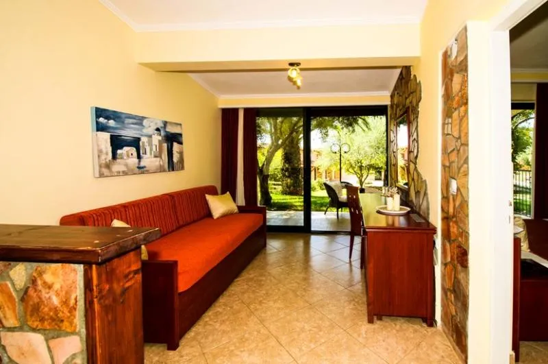 APARTMENT WITH BALCONY Room, Village Mare, Thessaloniki