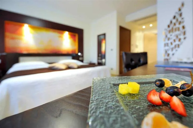 Room, Mercure Olbia, Olbia