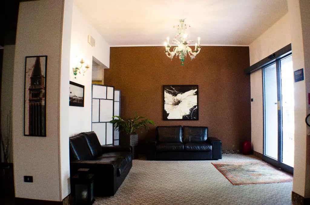 Lobby, Hotel Adria, Venice