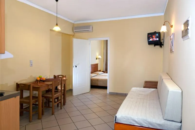 APARTMENT STANDARD Room, Kleoniki Mare, Crete
