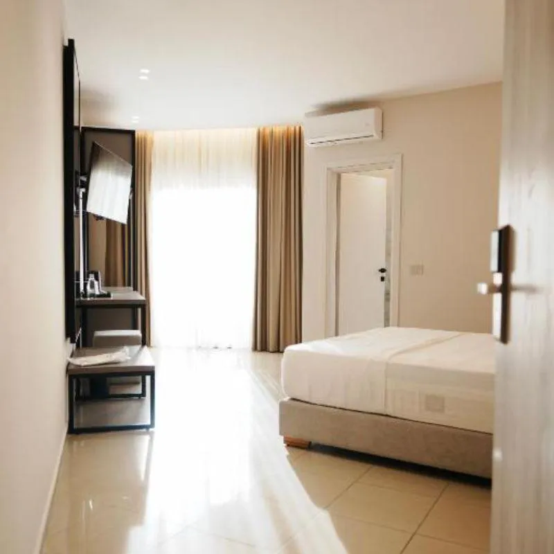 DOUBLE DELUXE ONE BED Room, Mediterrane, Southern Albania