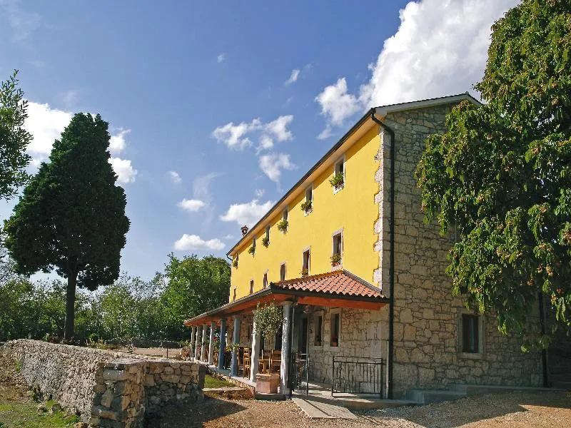 General view, Villa Calussovo, Istria