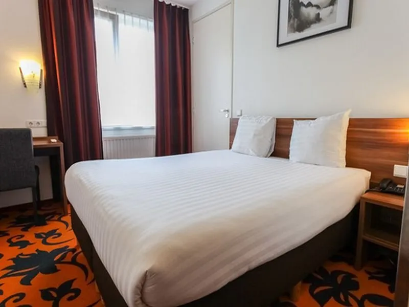 Room, The Muse Amsterdam, Amsterdam