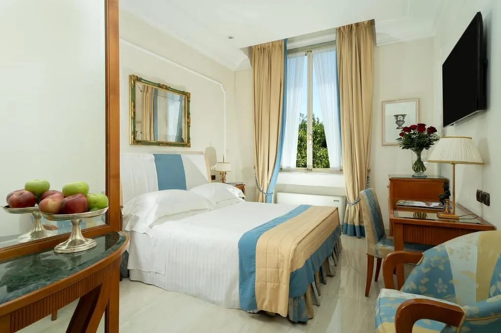 DOUBLE SINGLE USE SUPERIOR Room, Aldrovandi Villa Borghese, Rome