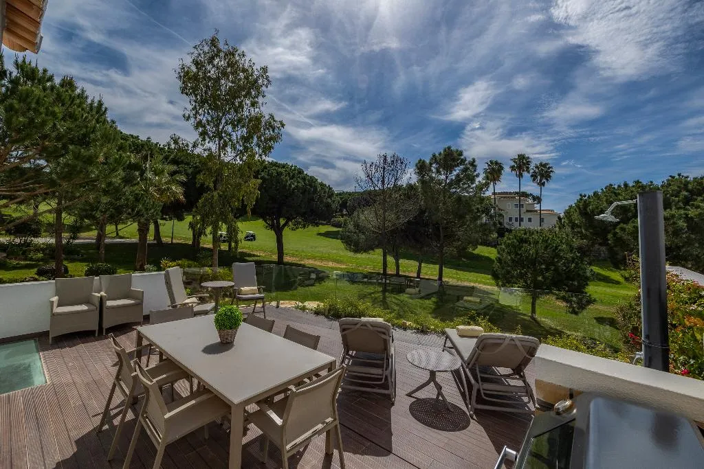 TOWNHOME CAPACITY 8 TWO BEDROOMS Room, Vale Do Lobo Resort, Algarve